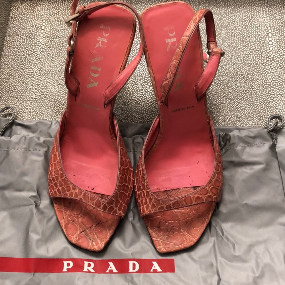 PRADA 35.5 GENUINE ALLIGATOR CROC  Pink Sandals 3” heel, bottom new, dust bag - Picture 11 of 12